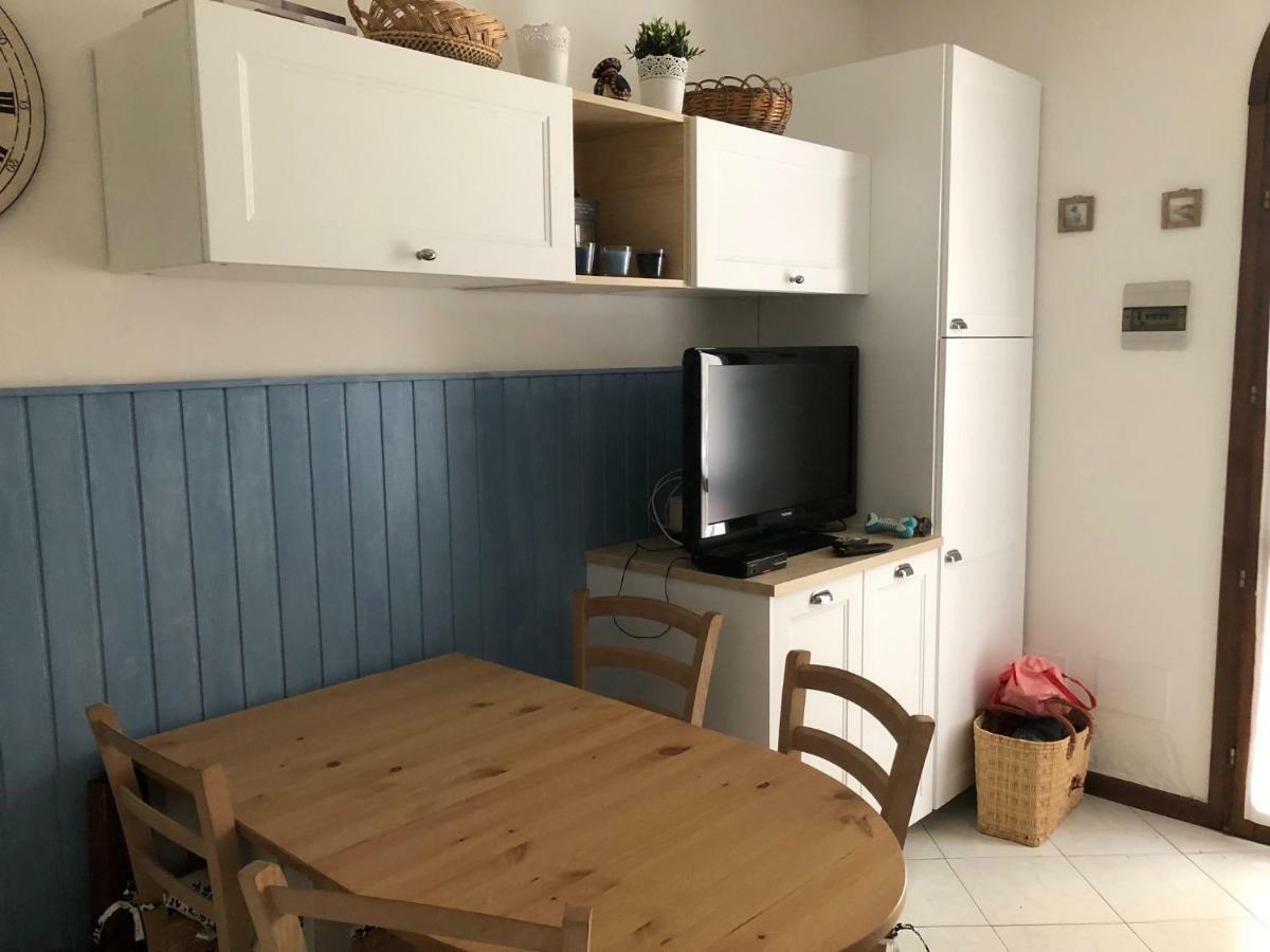 Appartamento Curato Con Giardino Marina Romea Exteriör bild